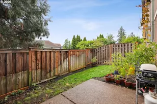 4860 SE Vintage Pl SE, Milwaukie, OR 97267 - Photo 24