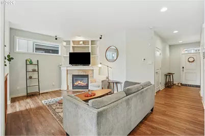 4860 SE Vintage Pl SE, Milwaukie, OR 97267 - Photo 4