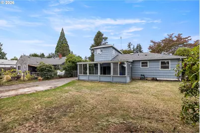 13056 SE Center St, Portland, OR 97236 - Photo 30