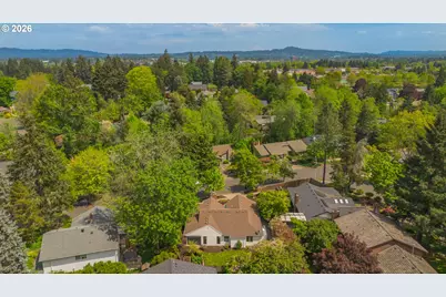 9685 SW Hialeah Dr, Beaverton, OR 97008 - Photo 38