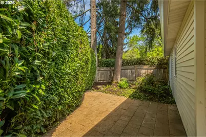 9685 SW Hialeah Dr, Beaverton, OR 97008 - Photo 34