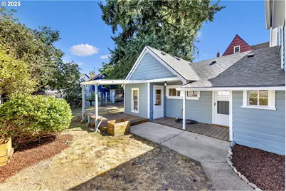 812 Jefferson St, Oregon City, OR 97045 - Photo 32