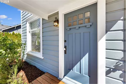 812 Jefferson St, Oregon City, OR 97045 - Photo 2