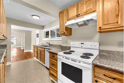 812 Jefferson St, Oregon City, OR 97045 - Photo 16