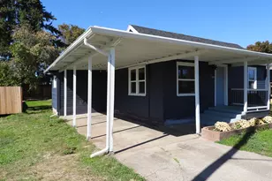 715 Deal St, Junction City, OR 97448 - Photo 4