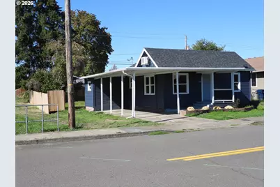 715 Deal St, Junction City, OR 97448 - Photo 2