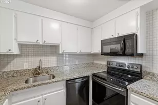 330 SE 50th Ave, Portland, OR 97215 - Photo 14