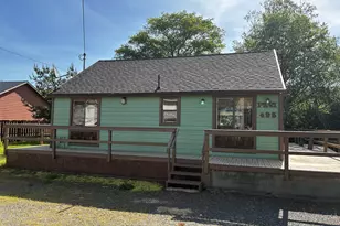495 N Wahanna Rd, Seaside, OR 97138 - Photo 2