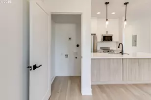 3725 N Michigan Ave, Portland, OR 97227 - Photo 14