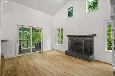 1389 SW Taylors Ferry Ct, Portland, OR 97219 - Photo 10