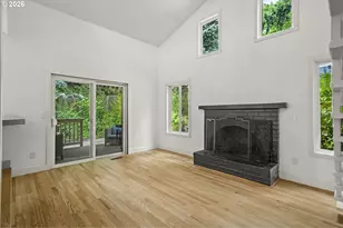 1389 SW Taylors Ferry Ct, Portland, OR 97219 - Photo 10
