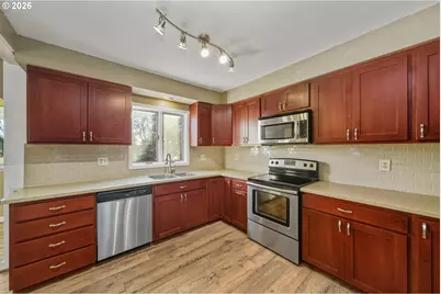 2507 6th St, Tillamook, OR 97141 - Photo 18