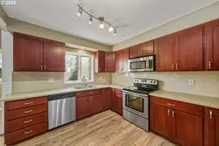 2507 6th St, Tillamook, OR 97141 - Photo 18