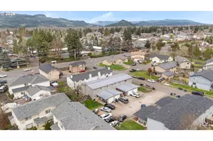 168 S 63rd St, Springfield, OR 97478 - Photo 8