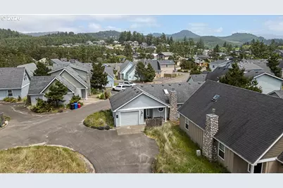 5703 Four Sisters Ln, Pacific City, OR 97135 - Photo 30