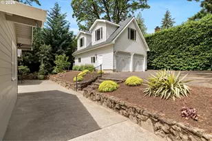 15939 Twin Fir Rd, Lake Oswego, OR 97035 - Photo 36