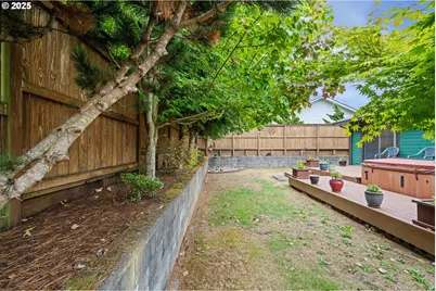 1915 Arthur St, North Bend, OR 97459 - Photo 40