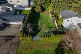 1740 Pennsylvania Ave, Coos Bay, OR 97420 - Photo 44