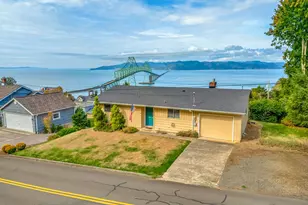 102 W Grand Ave, Astoria, OR 97103 - Photo 32