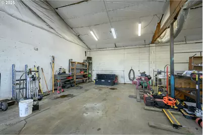 111 Fourth St, Amity, OR 97101 - Photo 32