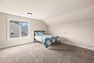 20266 Chanticleer Dr, Oregon City, OR 97045 - Photo 22