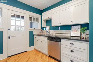 118 NW King Ave, Portland, OR 97210 - Photo 14