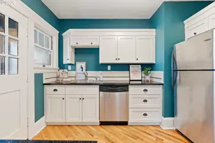 118 NW King Ave, Portland, OR 97210 - Photo 12