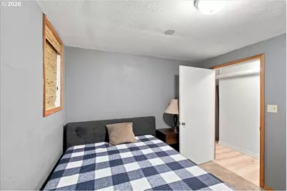 25128 Lawrence Rd, Junction City, OR 97448 - Photo 22