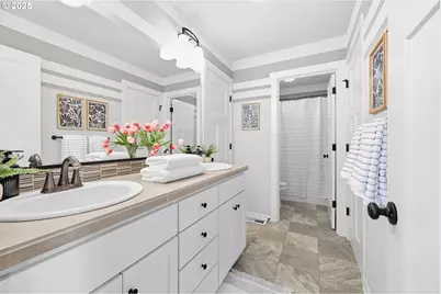 2035 35th Ave, Forest Grove, OR 97116 - Photo 38