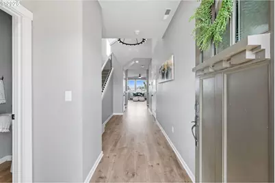 2035 35th Ave, Forest Grove, OR 97116 - Photo 6