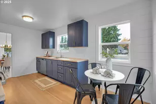 574 S Ivy St, Canby, OR 97013 - Photo 24