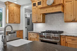 20180 S Polehn Dr, Oregon City, OR 97045 - Photo 14