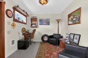 20180 S Polehn Dr, Oregon City, OR 97045 - Photo 40