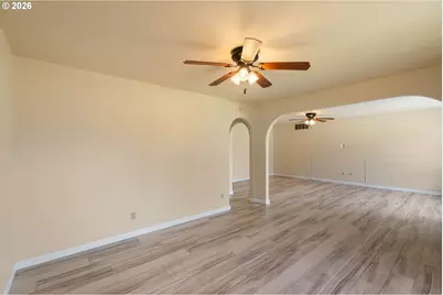 3215 E 30th St, Vancouver, WA 98661 - Photo 14