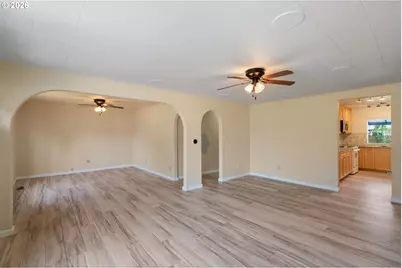 3215 E 30th St, Vancouver, WA 98661 - Photo 4