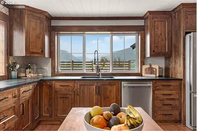 75336 Upper Diamond Ln, Wallowa, OR 97885 - Photo 10