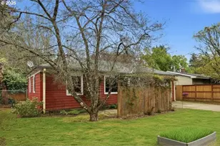 5823 SE Insley St, Portland, OR 97206 - Photo 4