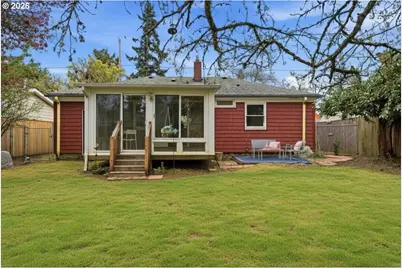 5823 SE Insley St, Portland, OR 97206 - Photo 30