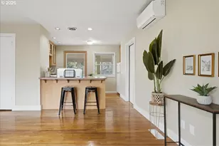 5823 SE Insley St, Portland, OR 97206 - Photo 8