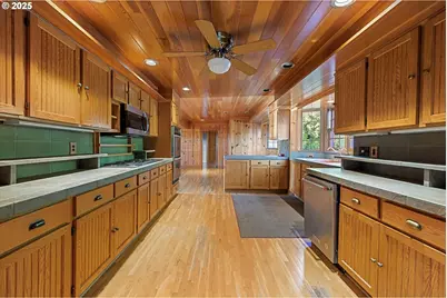 35960 NE Wilsonville Rd, Newberg, OR 97132 - Photo 12