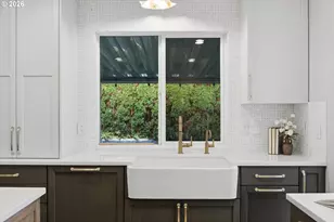 15990 NW Rondos Dr, Portland, OR 97229 - Photo 18