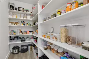 14065 SE Nightingale Ave, Happy Valley, OR 97015 - Photo 16