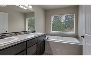 255 Madrona Ct, Saint Helens, OR 97051 - Photo 14