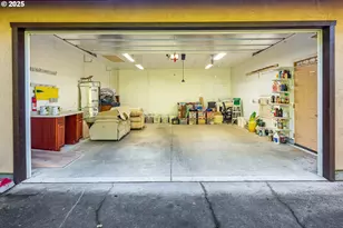 83 Sunday Dr, Creswell, OR 97426 - Photo 30