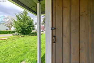 850 SE 141st Ave, Portland, OR 97233 - Photo 46