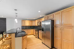 11315 SW Ironwood Loop, Portland, OR 97223 - Photo 10