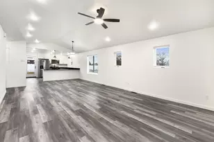 670 E St, Baker City, OR 97814 - Photo 4