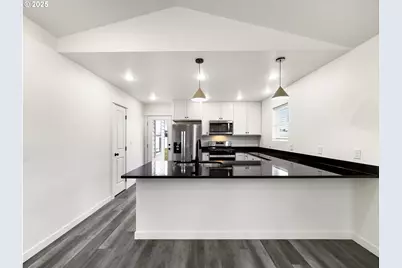 670 E St, Baker City, OR 97814 - Photo 10