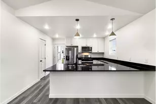 670 E St, Baker City, OR 97814 - Photo 10