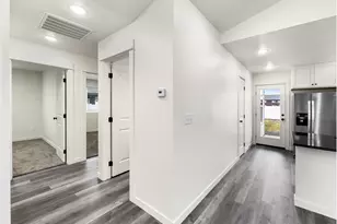 670 E St, Baker City, OR 97814 - Photo 16